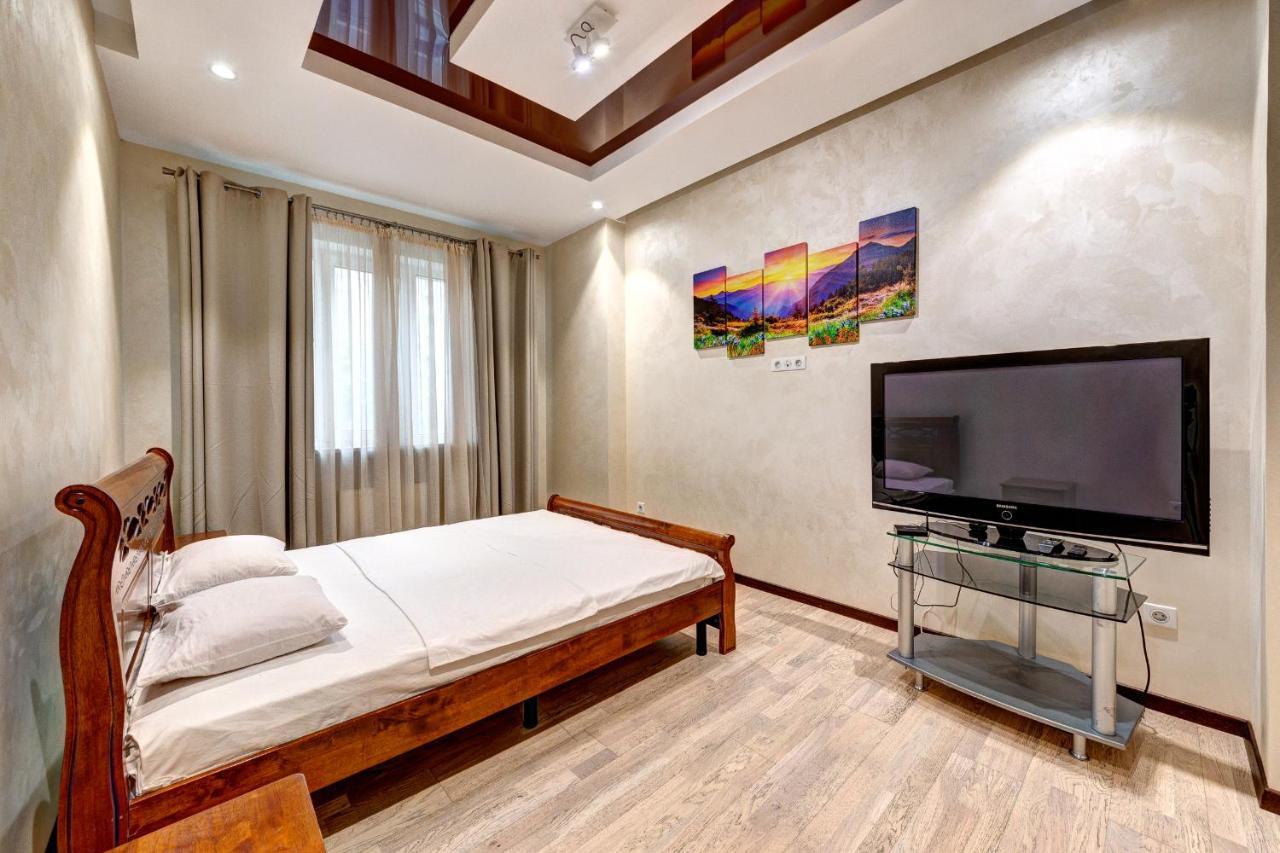 Apartments Near Kiev Botanical Garden Ym.Hryshka מראה חיצוני תמונה