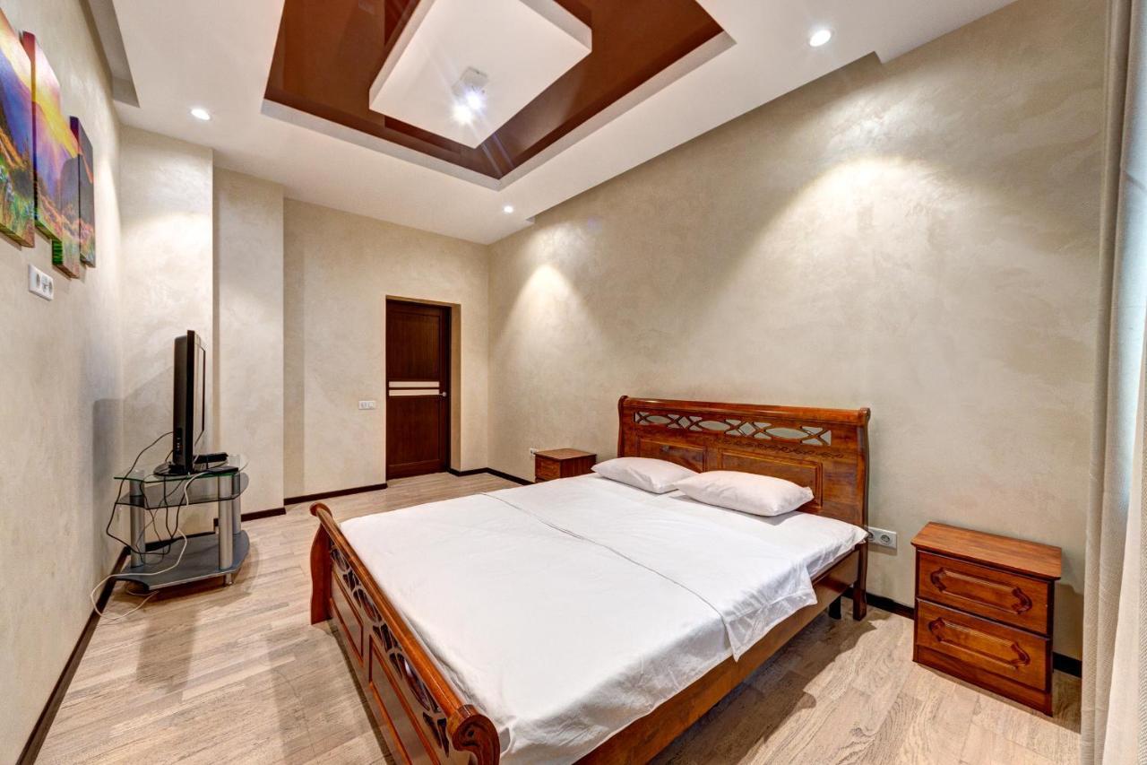 Apartments Near Kiev Botanical Garden Ym.Hryshka מראה חיצוני תמונה